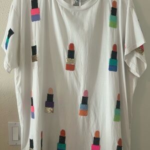 Colorful Lipstick Patterned T-Shirt